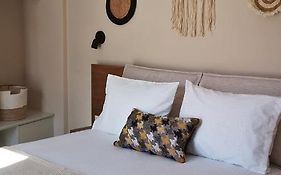 Lemonia Rooms